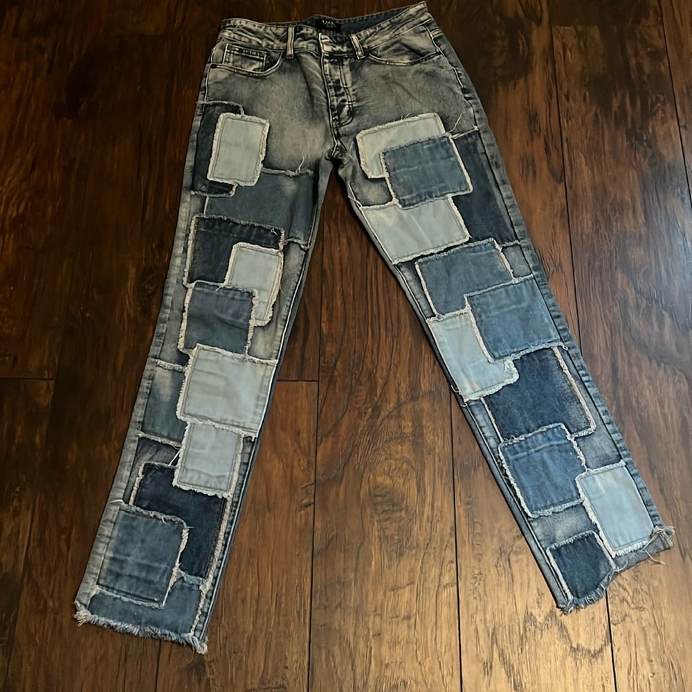 Men’s denim patch jeans